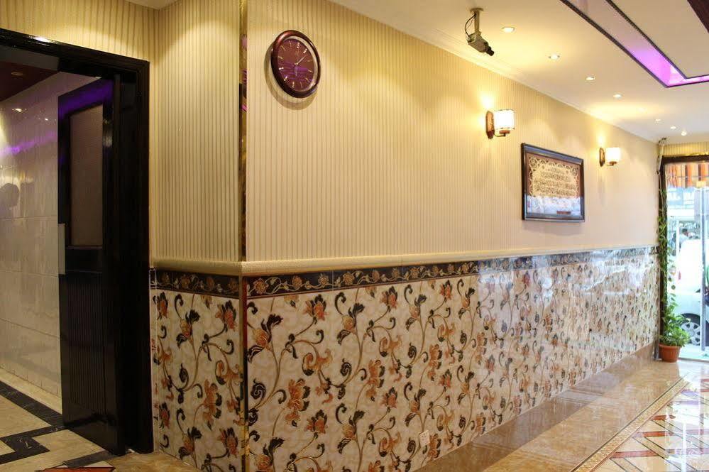 Sutchi Hotel Dubaï Extérieur photo