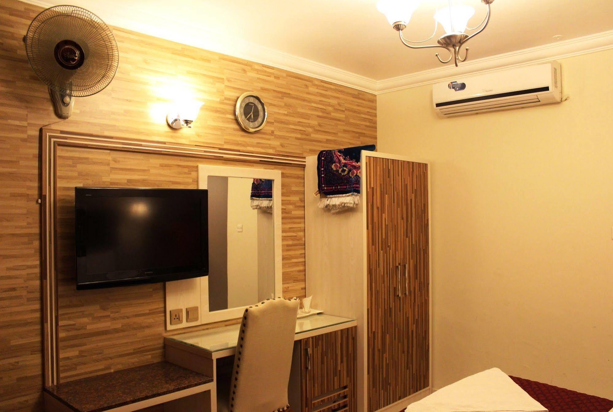Sutchi Hotel Dubaï Extérieur photo