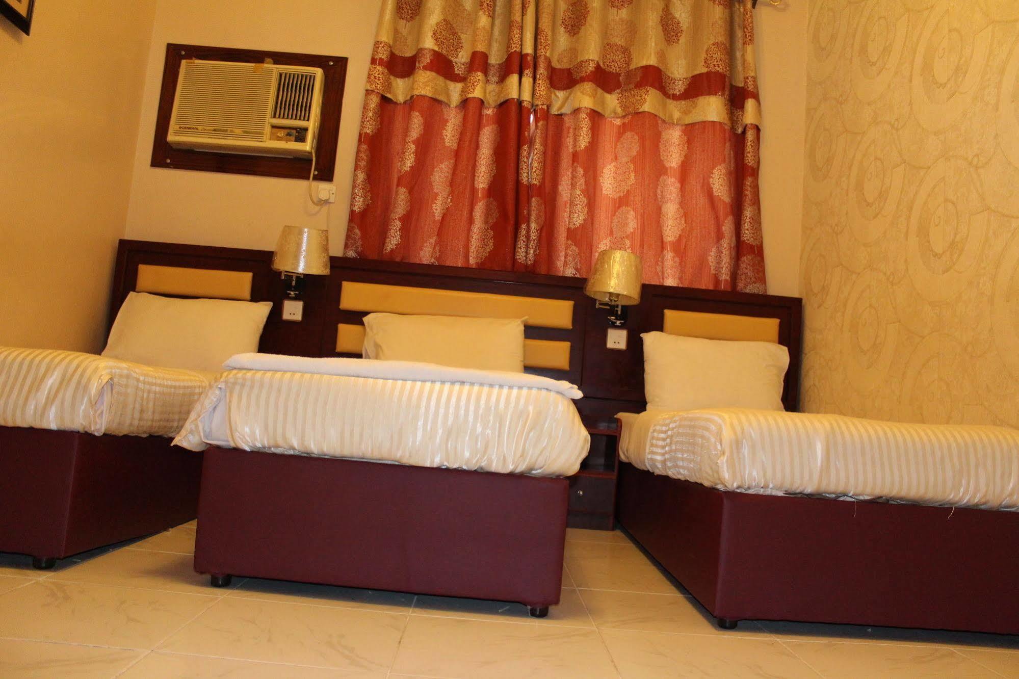 Sutchi Hotel Dubaï Extérieur photo